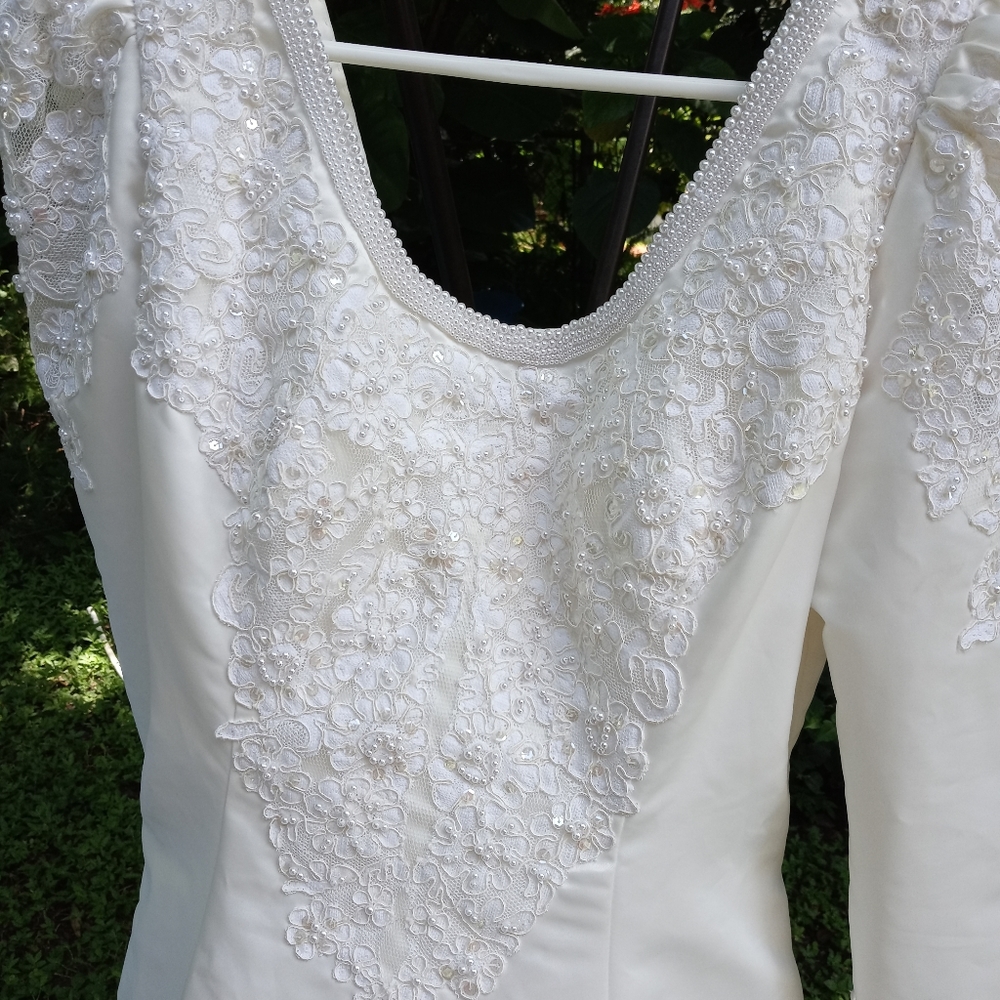 Wedding dress
